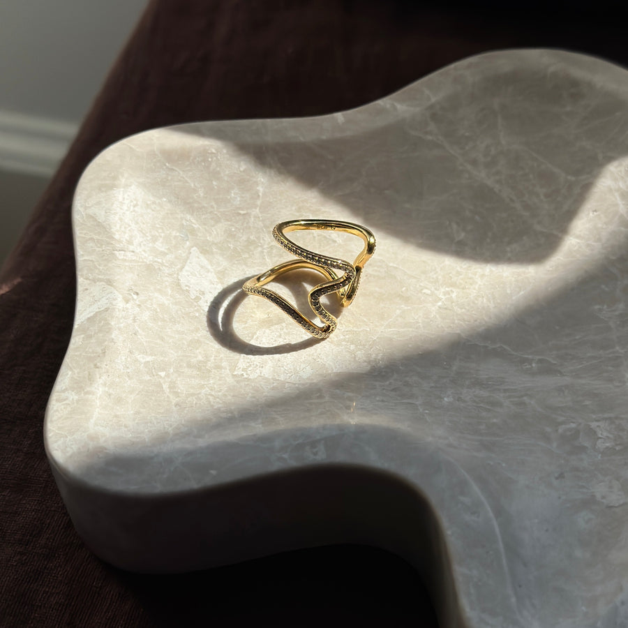 Flo Pave Ring in White Diamond