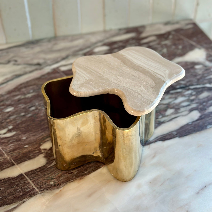 Brass Flo Box with Oyster Lid – Anastasio Home