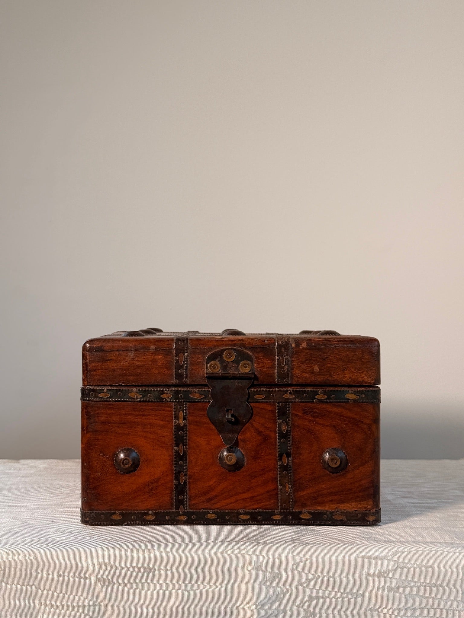 Edith Vintage Wooden Box