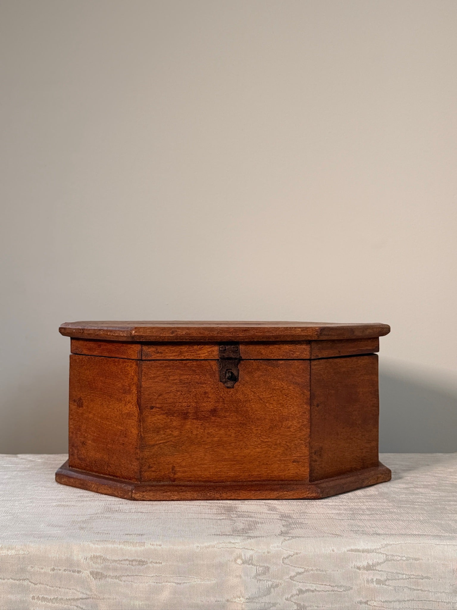 Adelaide Vintage Wooden Box