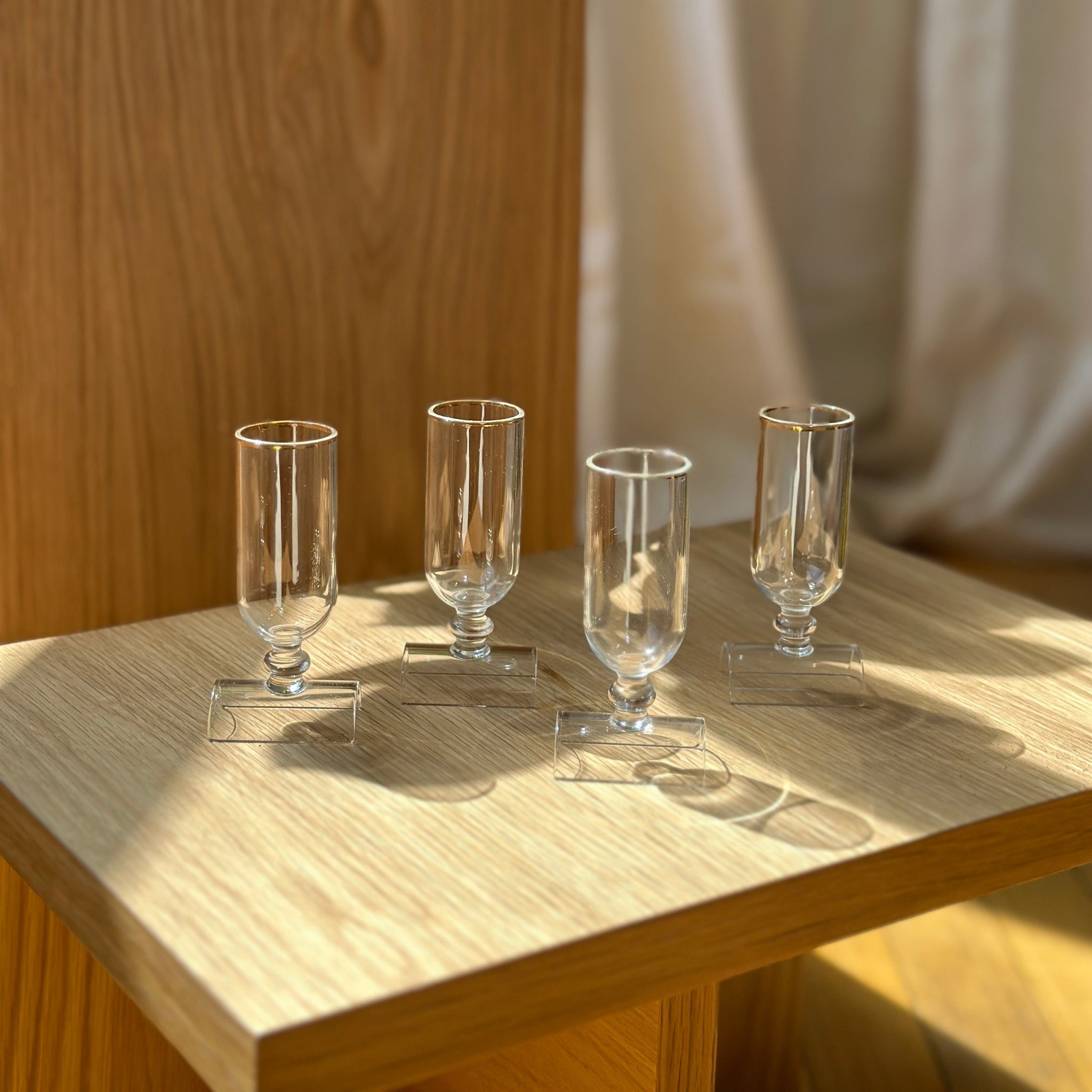 Vintage | Sipper Set 4 with Gilded Rim (Tiny!)