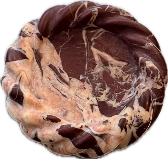 La Corda Piattina, a small roped dish in Cherry Gold marble