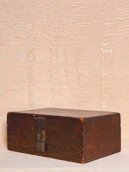 Vivienne Vintage Wooden Box | Anastasio Home