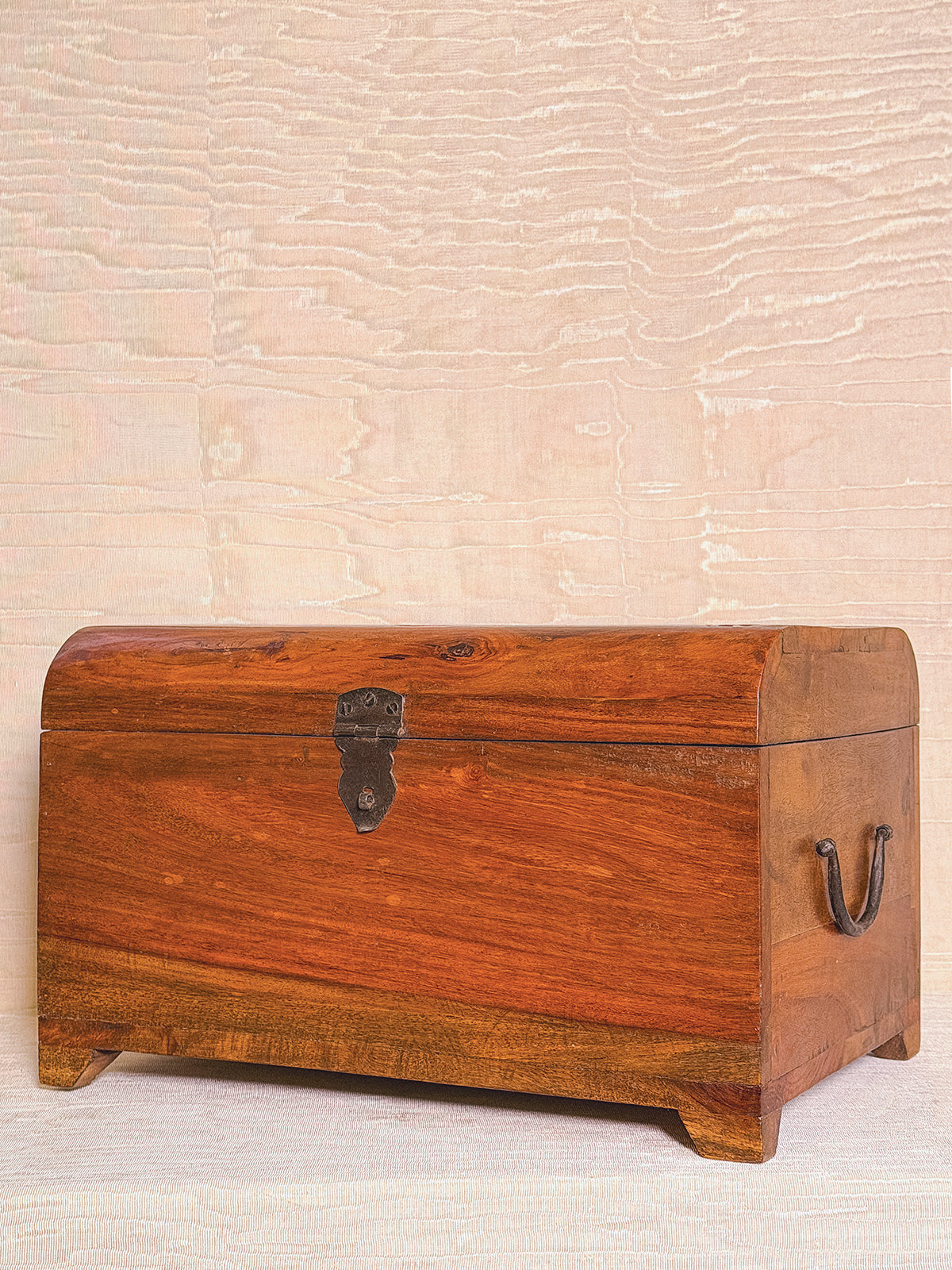 Estelle Vintage Wooden Box – Anastasio Home
