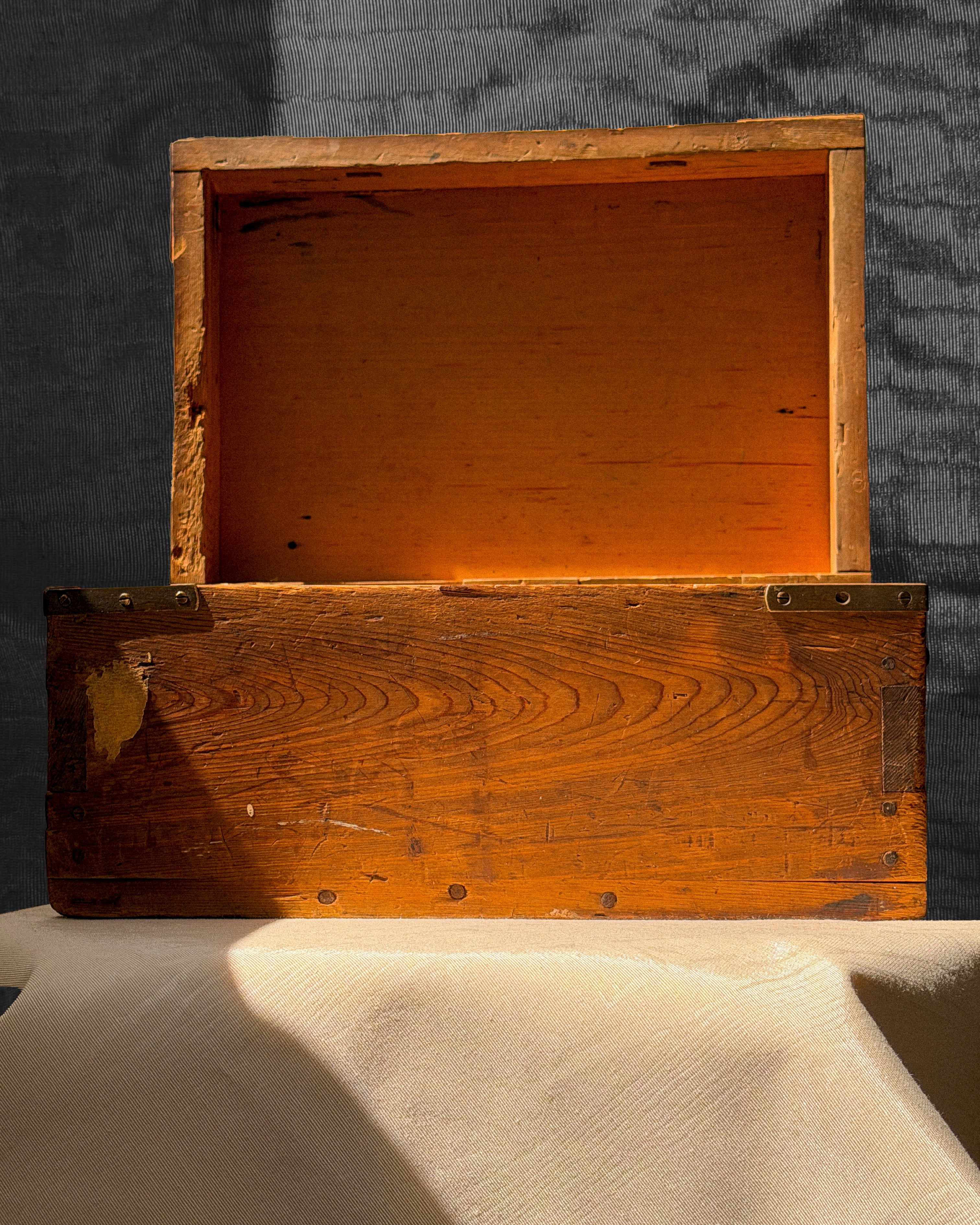 Frances Vintage Wooden Box – Anastasio Home