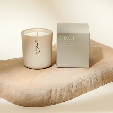 Minot Candle in Cliffwalk