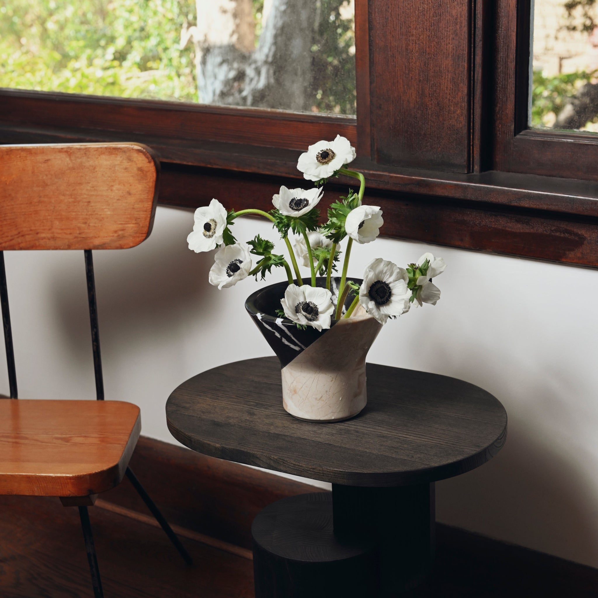 Duet Vase Small in Ink/Oyster (Alessandra Codinha for Anastasio Home)